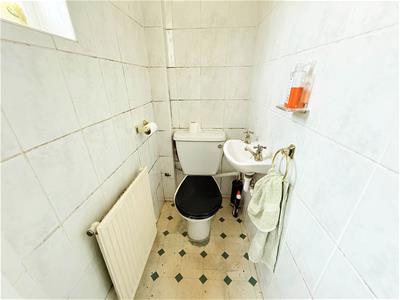 GROUND FLOOR WC